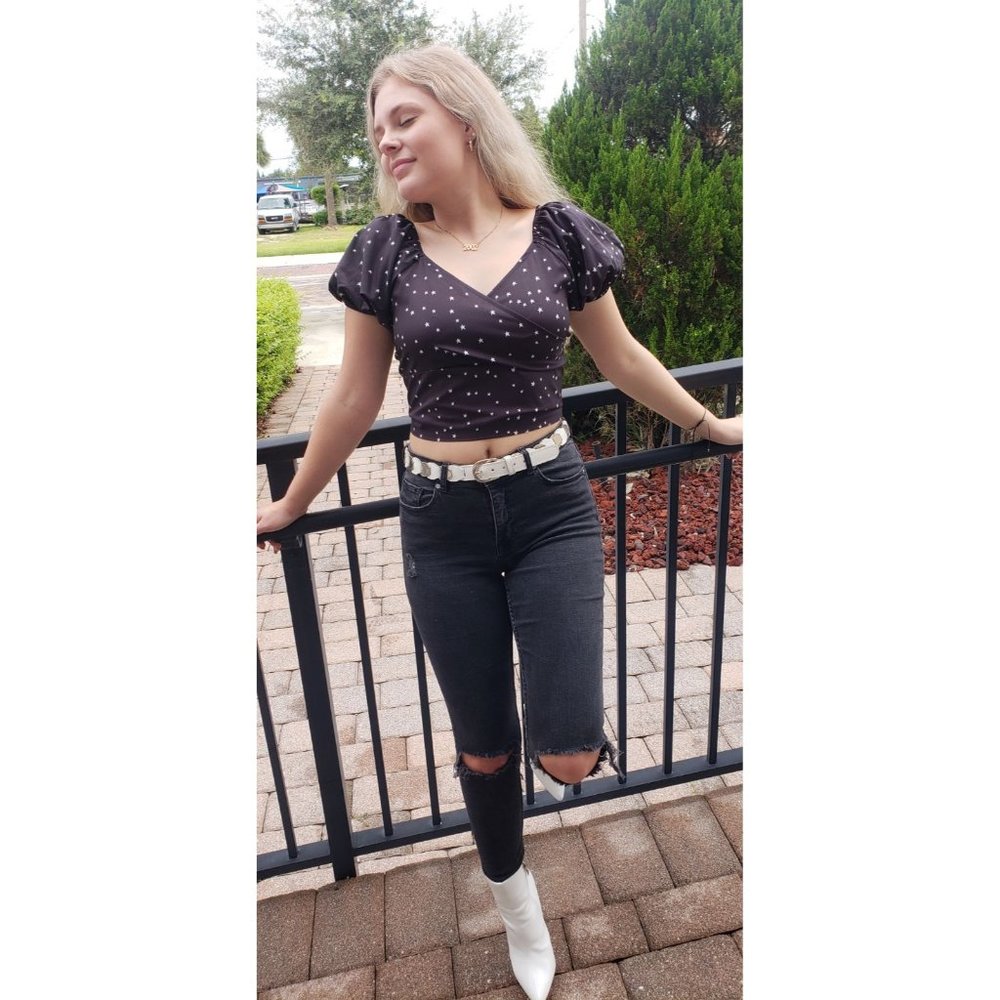Stars, Black, V neck, Crop top. Poof sle